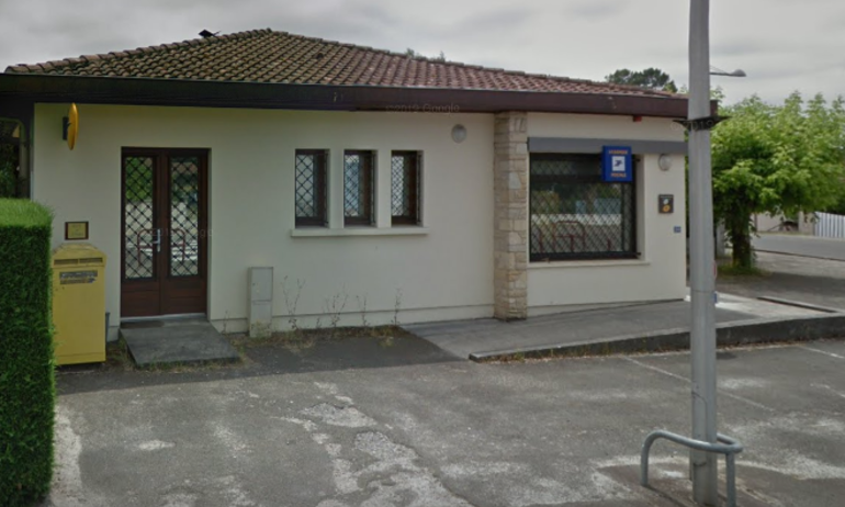 Fermeture du bureau de poste d'Ychoux